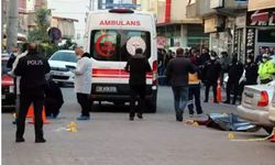 İki kuzeni ile dayılarını öldüren firari sanığın avukatına beraat