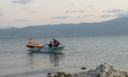 Botta mahsur kalan turist kurtarıldı