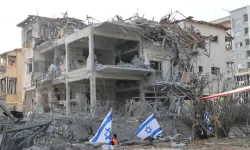 İran'dan İsrail'e misilleme: Tel Aviv ve Hayfa vuruldu