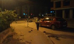 Kocaeli'de otomobilin çarptığı motosikletteki baba öldü, oğlu ağır yaralandı