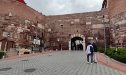Ankara Kalesi restore edilen surları ve yenilenen saat kulesiyle daha cazip
