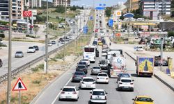 'Kilit kavşak' Kırıkkale'de, bayram yoğunluğu başladı