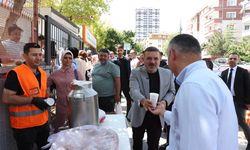 Sincan’da sınav öncesi 31 okulda sıcak çorba ikramı yapıldı