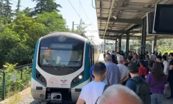 Marmaray’da bir kişi intihar etti