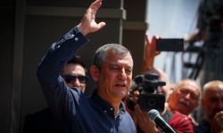 Özgür Özel, Ferdi Zeyrek'e gözyaşları içerisinde veda etti