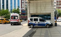 Silahlı kavgada baba öldü, oğlu ağır yaralandı