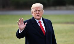 Trump, çelik ve alüminyum tarifelerinin yüzde 50'ye çıkarılmasına dair kararnameyi imzaladı
