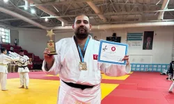 İmamoğlu protestolarına katılan sporcu, milli takımdan çıkarıldı