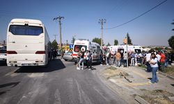 İşçi servisi tankerle çarpıştı: 35 yaralı