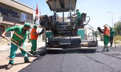Çankaya’da Fen İşleri ekipleri mahalle mahalle asfalt dökerek ilerliyor