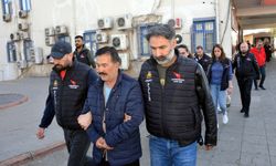 Cinayete kurban gittikleri ortaya çıkan kız kardeşlerin davasında sanıklar birbirini suçladı