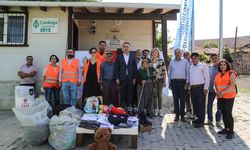 Giysiler ihtiyaç sahiplerine mobil ekiplerle ulaştırıldı