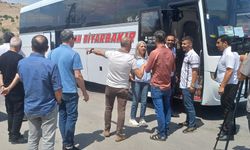 Gündem silah bırakma: Otobüsler Diyarbakır’dan Süleymaniye’ye doğru yola çıktı