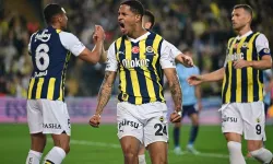 Fenerbahçe'de Oosterwolde’nin sözleşmesi 2028 yılına kadar uzatıldı