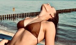 Hafsanur Sancaktutan'dan gün batımında bikinili pozlar! Tatilin tadını teknede çıkardı