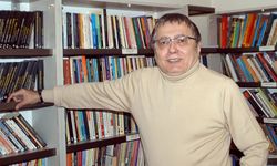 Hikmet Çetinkaya kimdir?