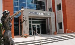 Artık hukuk fakültelerine ilk 100 bin kabul edilecek