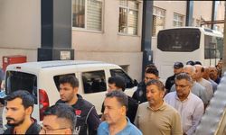 HAKMAR ve TATBAK'a yapılan operasyonda gözaltına alınan 23 kişi adliyeye sevk edildi