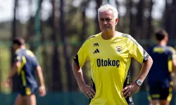 Mourinho’dan hazırlık maçında fırtına gibi tepki: Yenilen gole sahaya girerek karşılık verdi