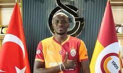 Galatasaray, Osimhen'i KAP'a bildirdi; işte transferin maliyeti!