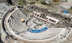 Roma Tiyatrosu, genelev yıkıldıktan sonra gün yüzüne çıktı