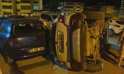 3 otomobilin karıştığı kazada 1'i çocuk 3 kişi yaralandı