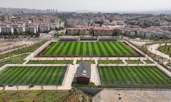 Başkentte spor altyapısına büyük destek: Yeni sahalar gençlere umut oluyor