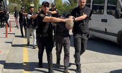 Baba ve oğlunu öldüren saldırgan ile 5 yakını adliyeye sevk edildi