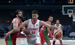 A Milli Basketbol Takımı, Avrupa Şampiyonası'nda son 16 turuna yükselmeyi garantiledi