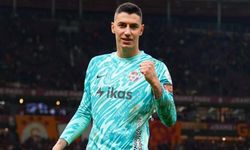 Berke Özer, Fransız devine imza attı