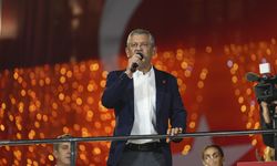 Özgür Özel'den Akın Gürlek'e: Senin alnını karışlarım