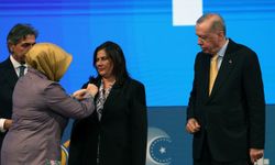 CHP’den istifa eden Özlem Çerçioğlu AK Parti’ye katıldı: 'Alnım ak başım dik'