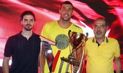 Açık Yaş Erkekler Yüzme Kupası, Galatasaray'dan alınıp Fenerbahçe'ye verildi