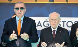 Muş'ta minibüsün şarampole devrilmesi sonucu 10 kişi yaralandı
