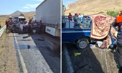 Kamyonet ile TIR çarpıştı; 4 ölü, 2 yaralı