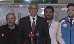 Depremzedeleri hastanede ziyaret eden Sağlık Bakanı Memişoğlu’ndan açıklama