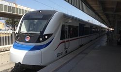 Kamu çalışanları iş bıraktı: İZBAN seferleri iptal edildi