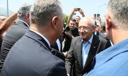 Kılıçdaroğlu, cezaevinde tutuklu Böcek ve Kara'yı ziyaret etti
