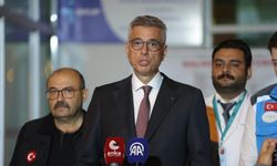 Depremzedeleri hastanede ziyaret eden Sağlık Bakanı Memişoğlu’ndan açıklama