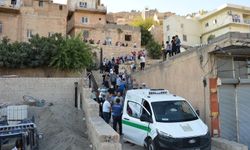 Mardin’de aynı gün evlerinde ölü bulunan 3 kadın, toprağa verildi