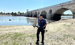 Meriç Nehri'nde sular çekildi, tarihi tüfek bulundu