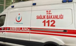 Kapısı açık minibüsten düşen kadın hayatını kaybetti