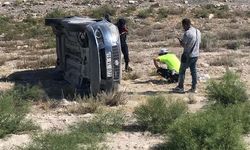 Otomobil takla attı; aynı aileden 5 kişi yaralandı