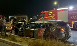 Tekirdağ'da otomobil, aydınlatma direğine çarptı: 1 ölü, 2 yaralı