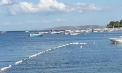Sürat teknesi, denizde yüzen kadına çarptı