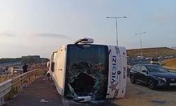 Virajı alamayan yolcu otobüsü devrildi: 3 ölü, 20 yaralı