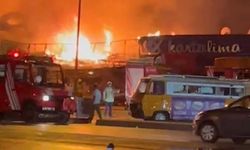 İstanbul’da balıkçı barınağında çıkan yangın 4 restorana sıçradı
