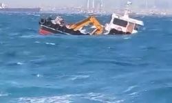 Zeytinburnu’nda alabora olan tekne battı: 4 kişi kurtarıldı