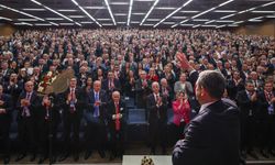 Yeniden CHP Genel Başkanı seçilen Özgür Özel’den ilk açıklama