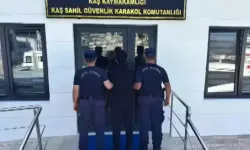 Yüzerek Yunan adasına kaçmaya çalışan firari yakalandı